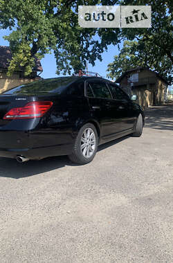 Седан Toyota Avalon 2008 в Києві