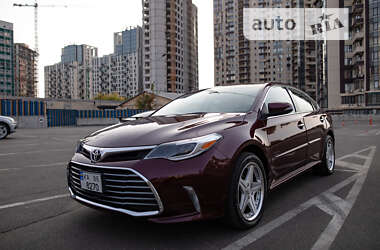 Седан Toyota Avalon 2016 в Києві