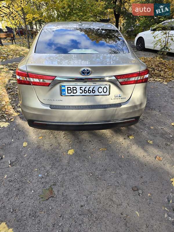 Седан Toyota Avalon 2013 в Днепре