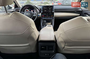 Седан Toyota Avalon 2020 в 
