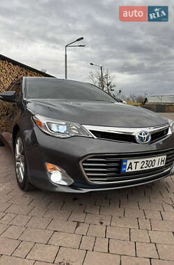 Седан Toyota Avalon 2013 в Ивано-Франковске