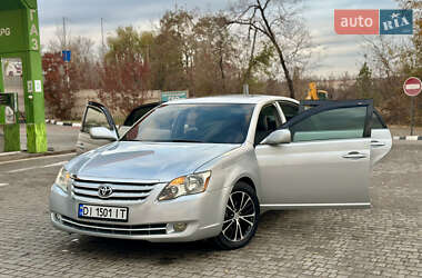 Седан Toyota Avalon 2005 в Кривом Роге