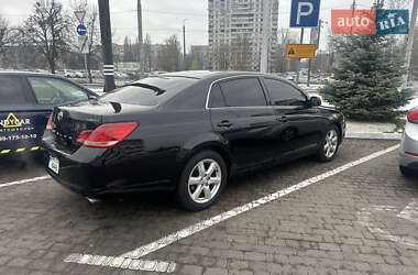 Седан Toyota Avalon 2005 в Києві