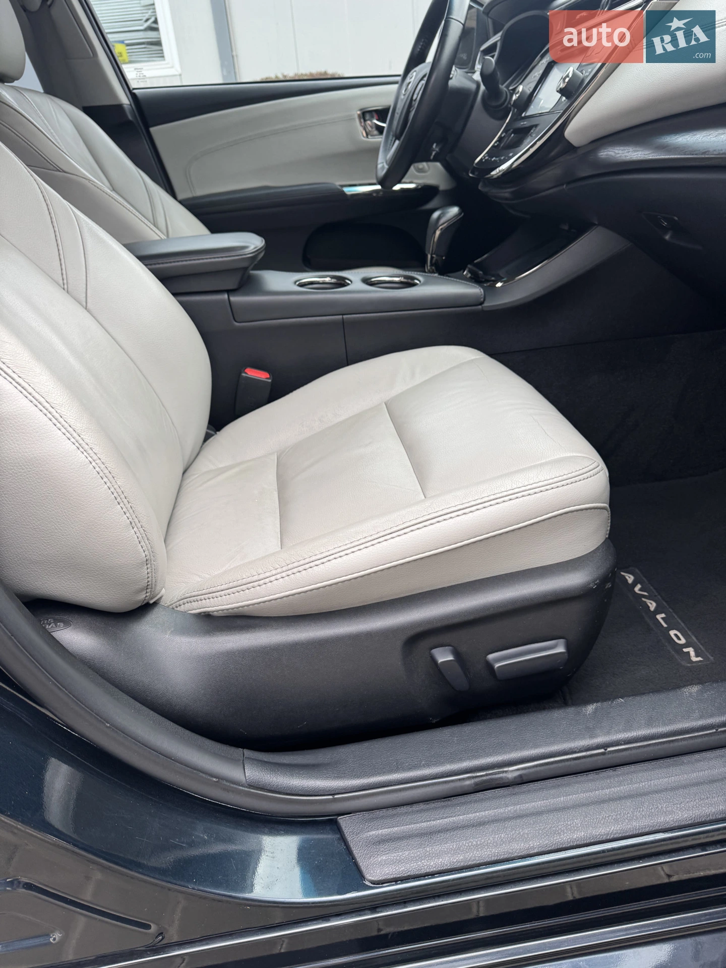 2015 Toyota Avalon - мініатюра 24