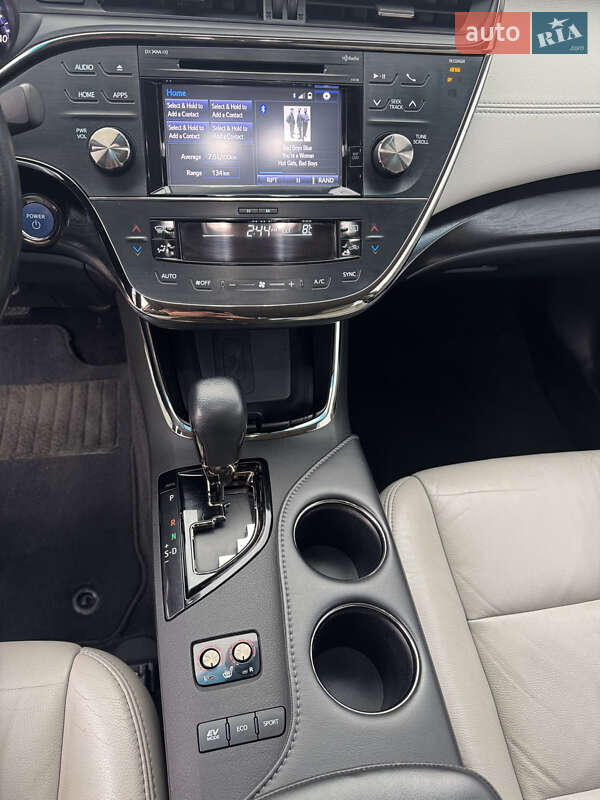 Седан Toyota Avalon 2015 в Чорноморську