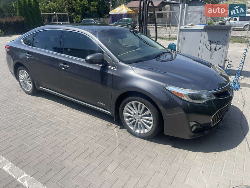 Toyota Avalon 2013