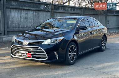 Седан Toyota Avalon 2015 в Києві