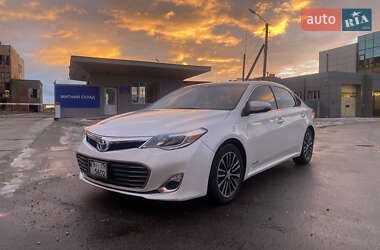 Седан Toyota Avalon 2013 в Полтаві