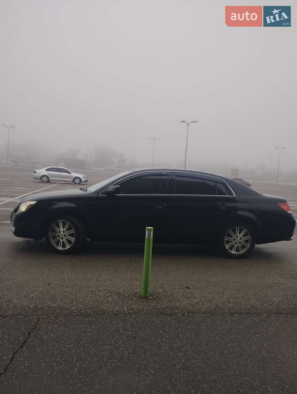 Седан Toyota Avalon 2006 в Одессе