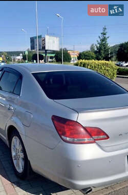 Седан Toyota Avalon 2006 в 