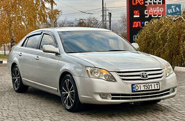 Седан Toyota Avalon 2005 в Кривому Розі