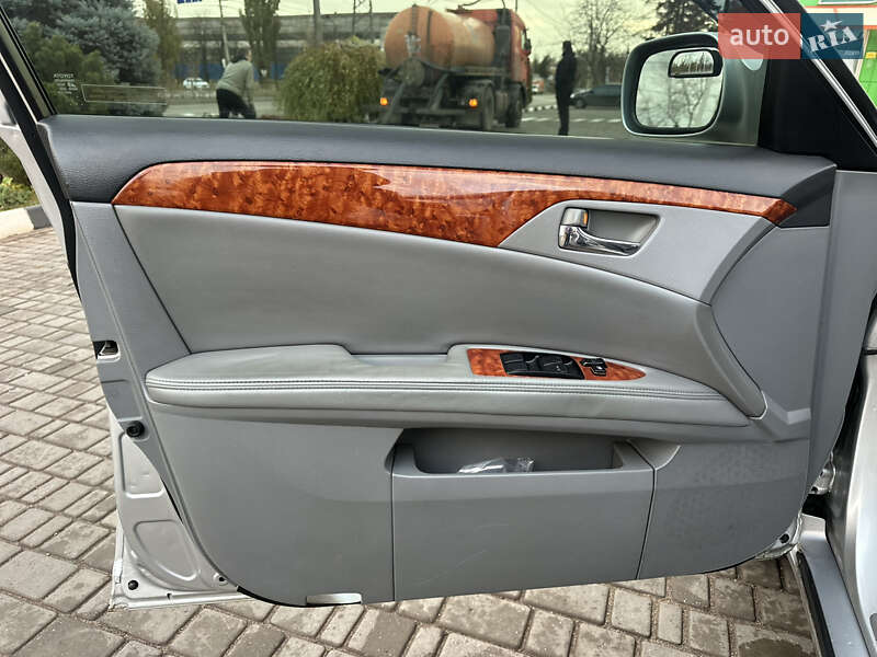 Седан Toyota Avalon 2005 в Кривом Роге фото 29 Седан Toyota Avalon 2005 в Кривом Роге