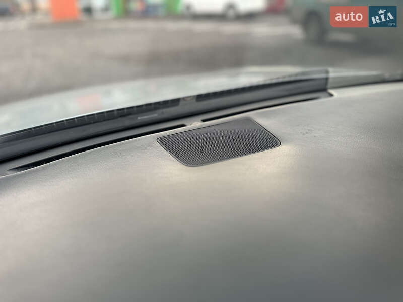 Седан Toyota Avalon 2005 в Кривом Роге фото 39 Седан Toyota Avalon 2005 в Кривом Роге