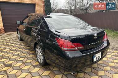 Седан Toyota Avalon 2008 в Киеве