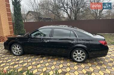 Седан Toyota Avalon 2008 в Киеве