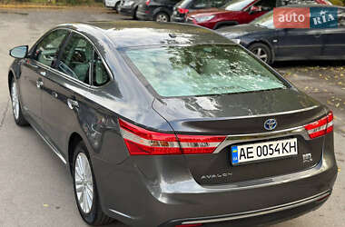 Седан Toyota Avalon 2014 в 