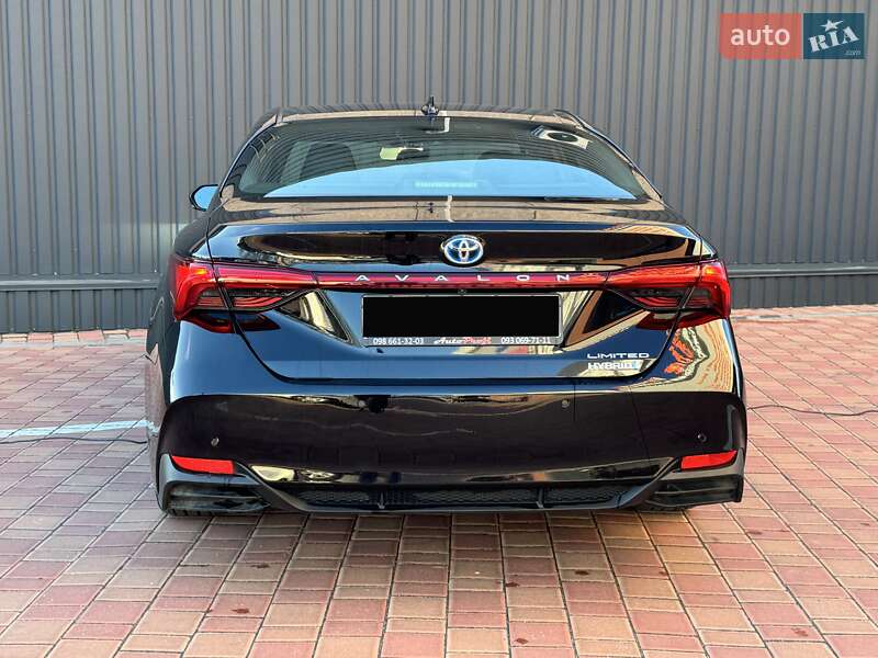 Седан Toyota Avalon 2020 в Одесі
