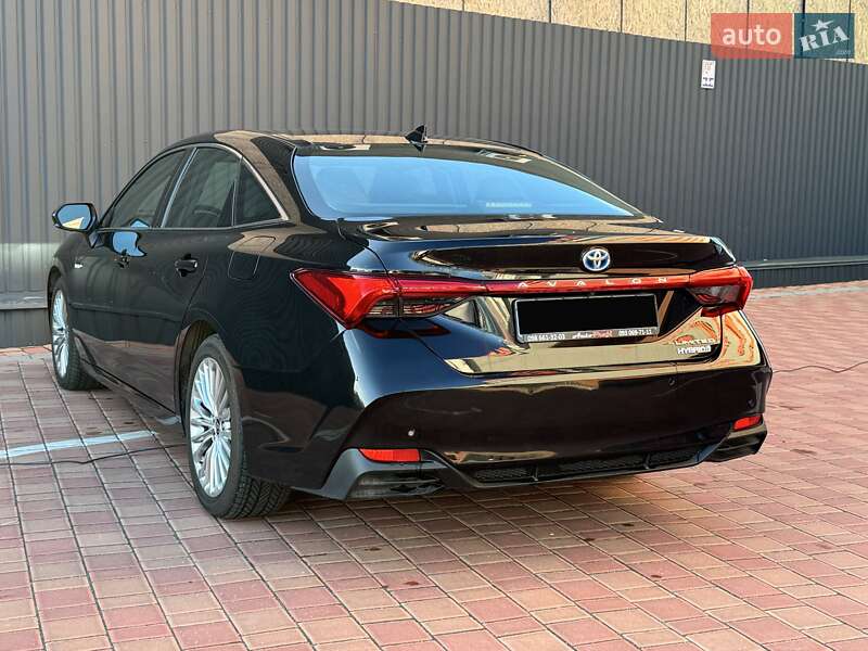 Седан Toyota Avalon 2020 в Одесі