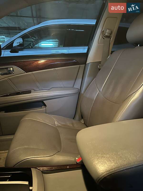 Седан Toyota Avalon 2008 в Києві