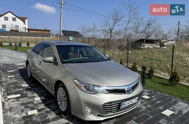 Седан Toyota Avalon 2014 в 