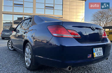 Седан Toyota Avalon 2006 в 