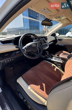 Седан Toyota Avalon 2014 в 
