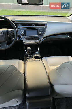 Седан Toyota Avalon 2016 в 
