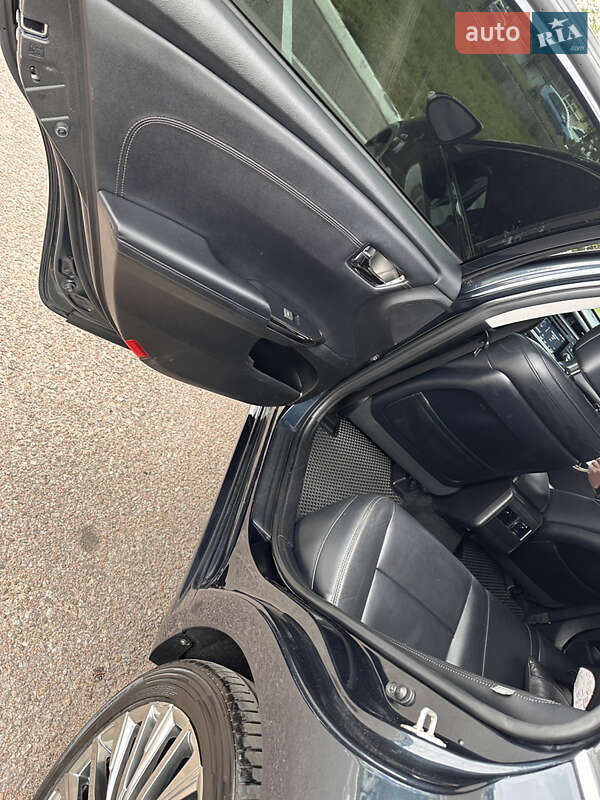 Седан Toyota Avalon 2018 в Житомирі