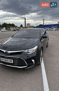 Седан Toyota Avalon 2018 в 