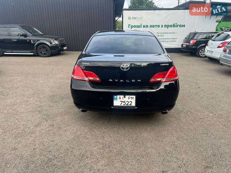 Седан Toyota Avalon 2006 в Чернигове
