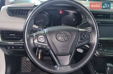 Седан Toyota Avalon 2016 в 