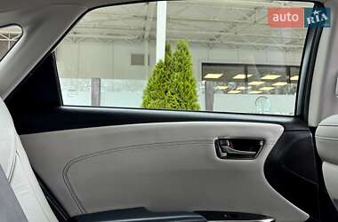 Седан Toyota Avalon 2013 в 