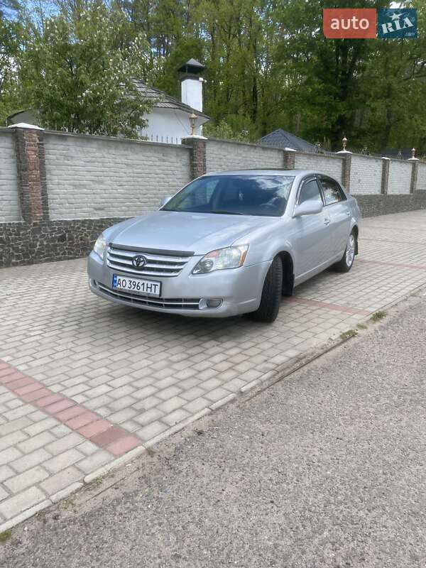 Седан Toyota Avalon 2006 в 