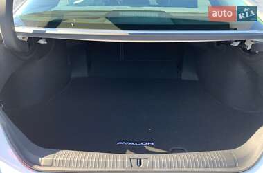 Седан Toyota Avalon 2018 в 