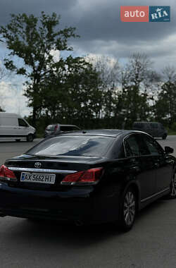 Седан Toyota Avalon 2010 в 