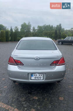 Седан Toyota Avalon 2005 в 