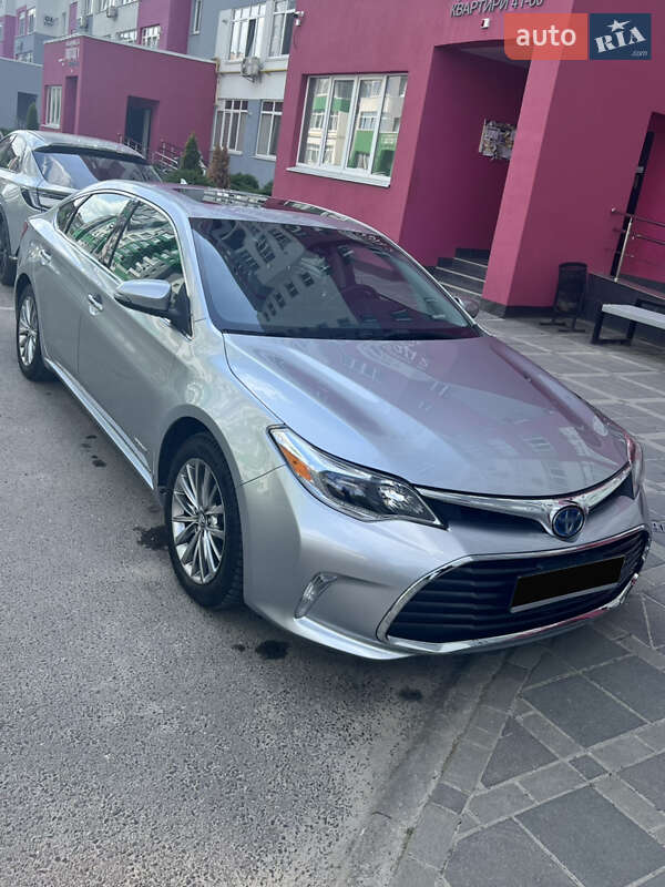 Седан Toyota Avalon 2017 в 