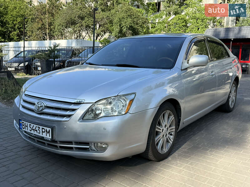 Toyota Avalon 2006