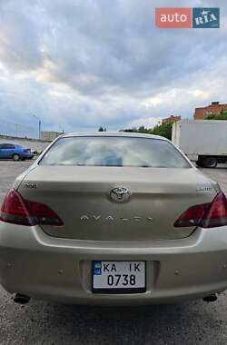 Седан Toyota Avalon 2008 в Сумах