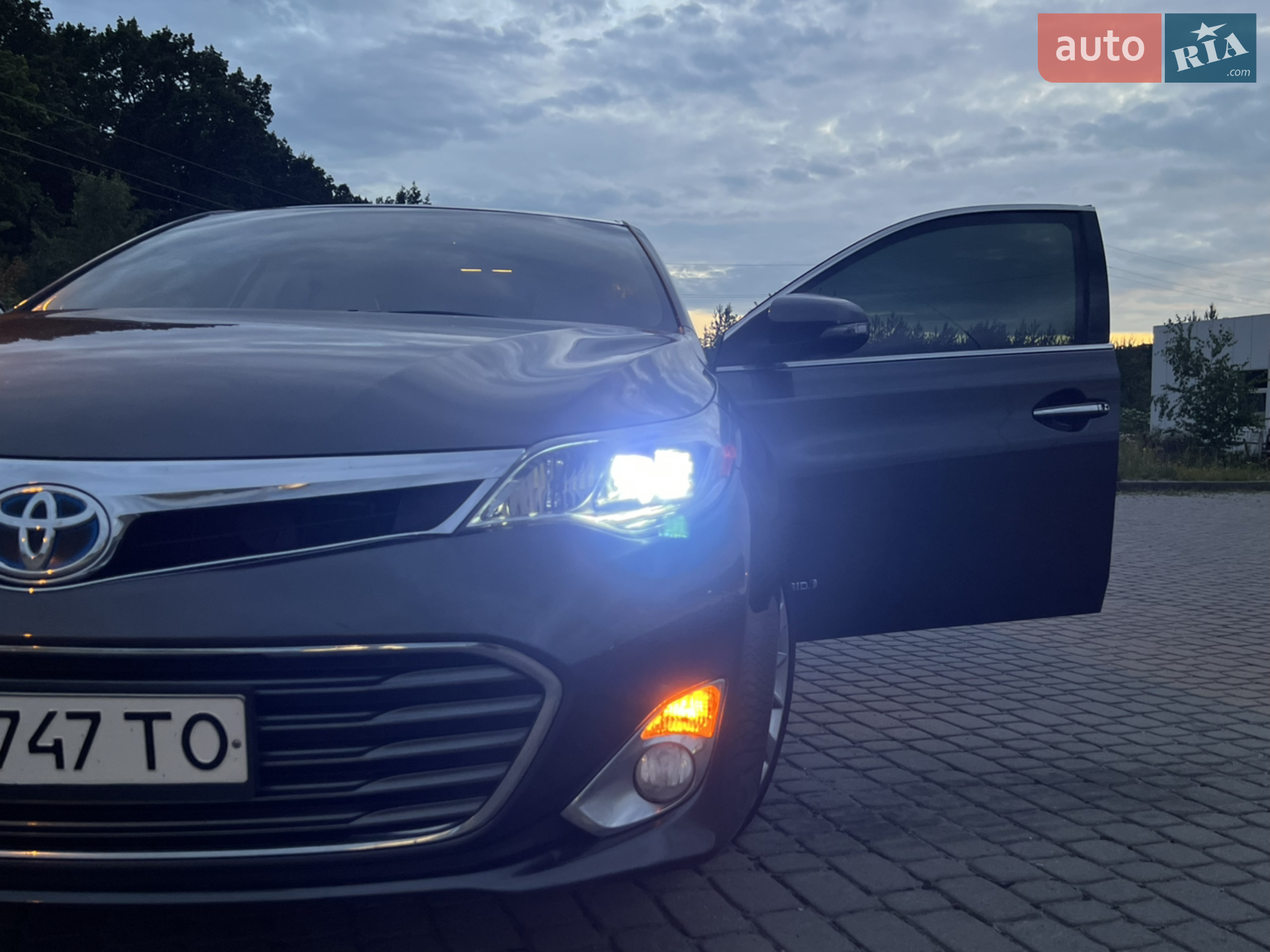 2013 Toyota Avalon - мініатюра 26