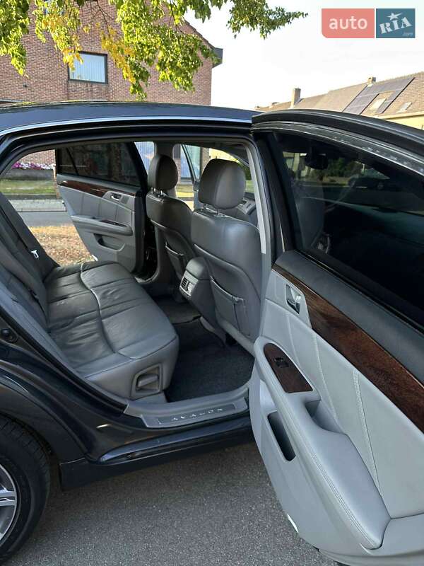 Седан Toyota Avalon 2008 в Коломые