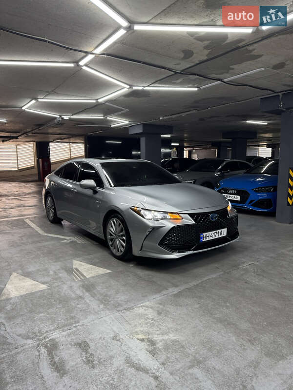 Седан Toyota Avalon 2020 в Одессе