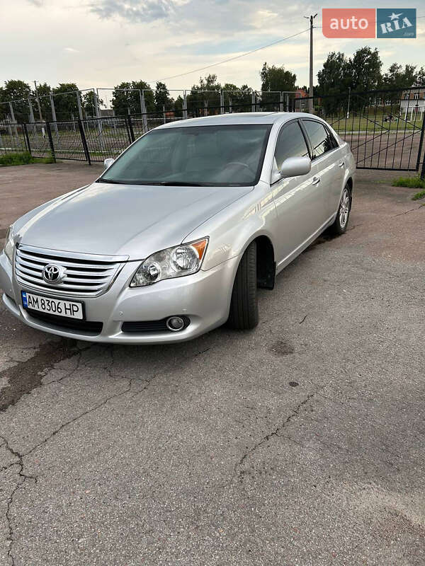 Седан Toyota Avalon 2008 в Житомире