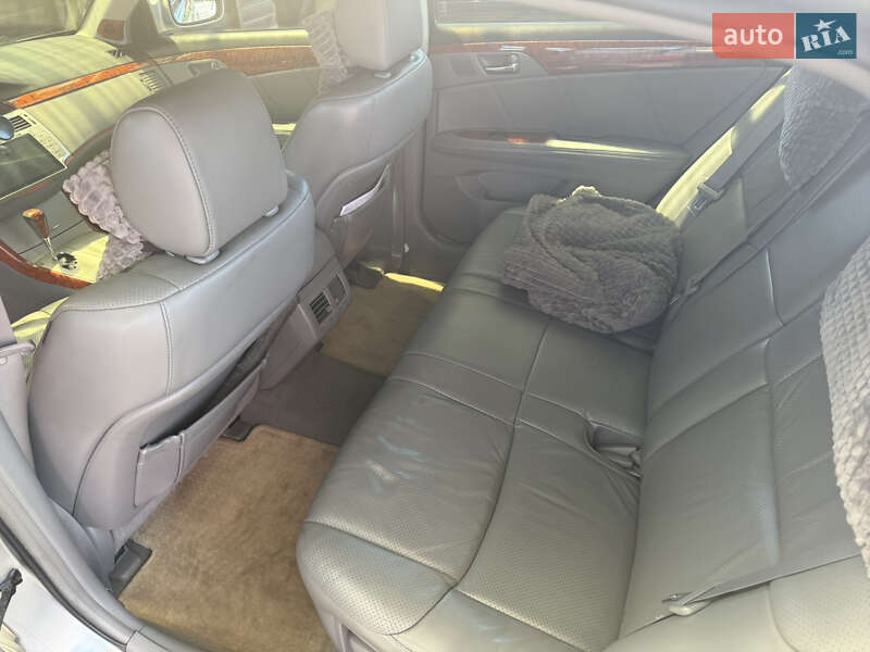 Седан Toyota Avalon 2005 в Києві