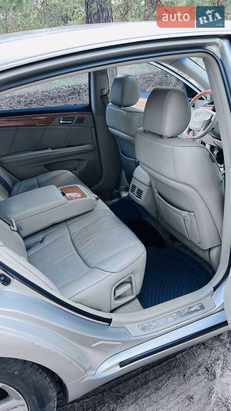 Седан Toyota Avalon 2005 в Дніпрі