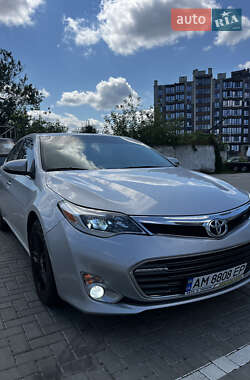 Седан Toyota Avalon 2014 в Житомире