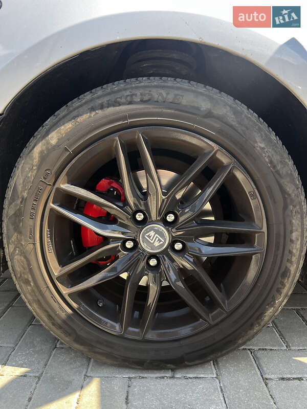 Седан Toyota Avalon 2014 в Житомире