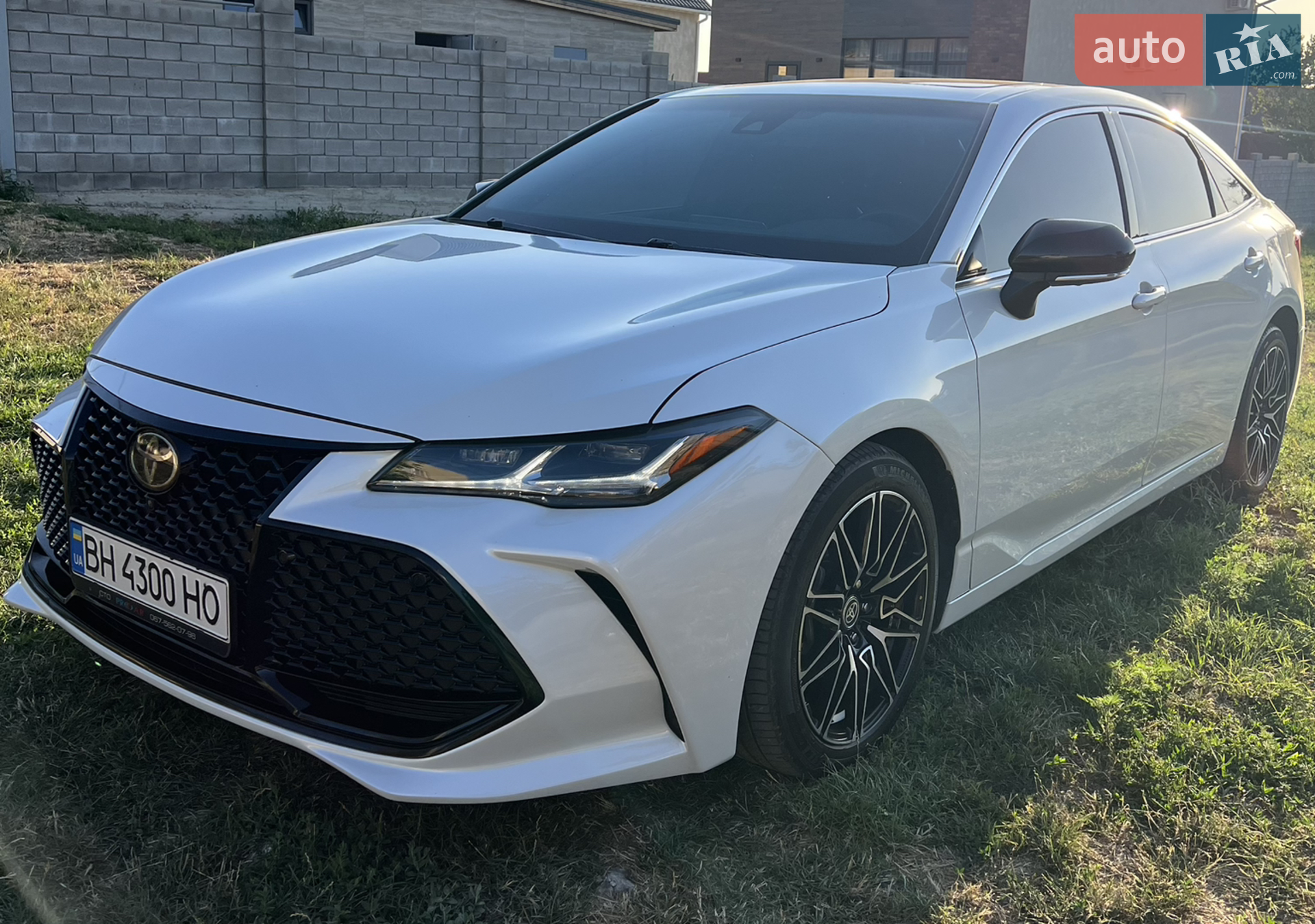 2019 Toyota Avalon - мініатюра 3