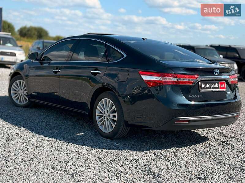 Седан Toyota Avalon 2014 в Львове
