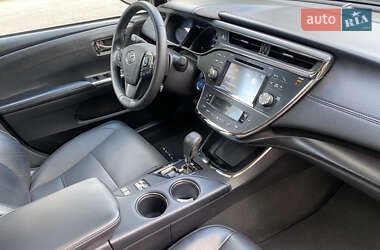 Седан Toyota Avalon 2017 в 